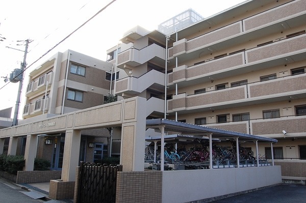 ラウンドコート王寺壱番館屋上防水工事